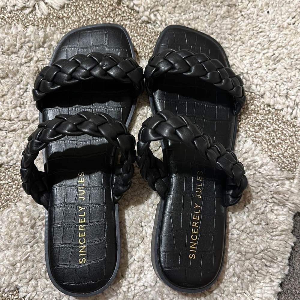 NWOT Sincerely Jules Braided Strap Sandals